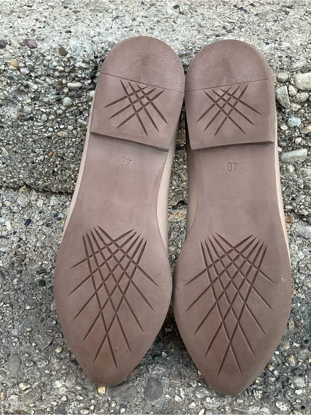 Bueno Blazey Pointed Toe Flat Loafers Size 40 Taupe Minimalist Casual Neutral - Picture 11 of 11